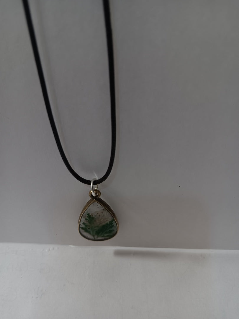 Resin Necklace, pendant en resin , chain Jewelry, keychain