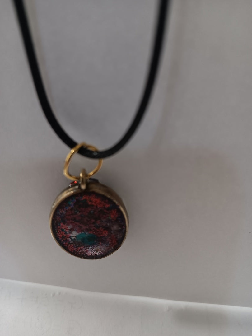 Resin Necklace, pendant en resin , chain Jewelry, keychain