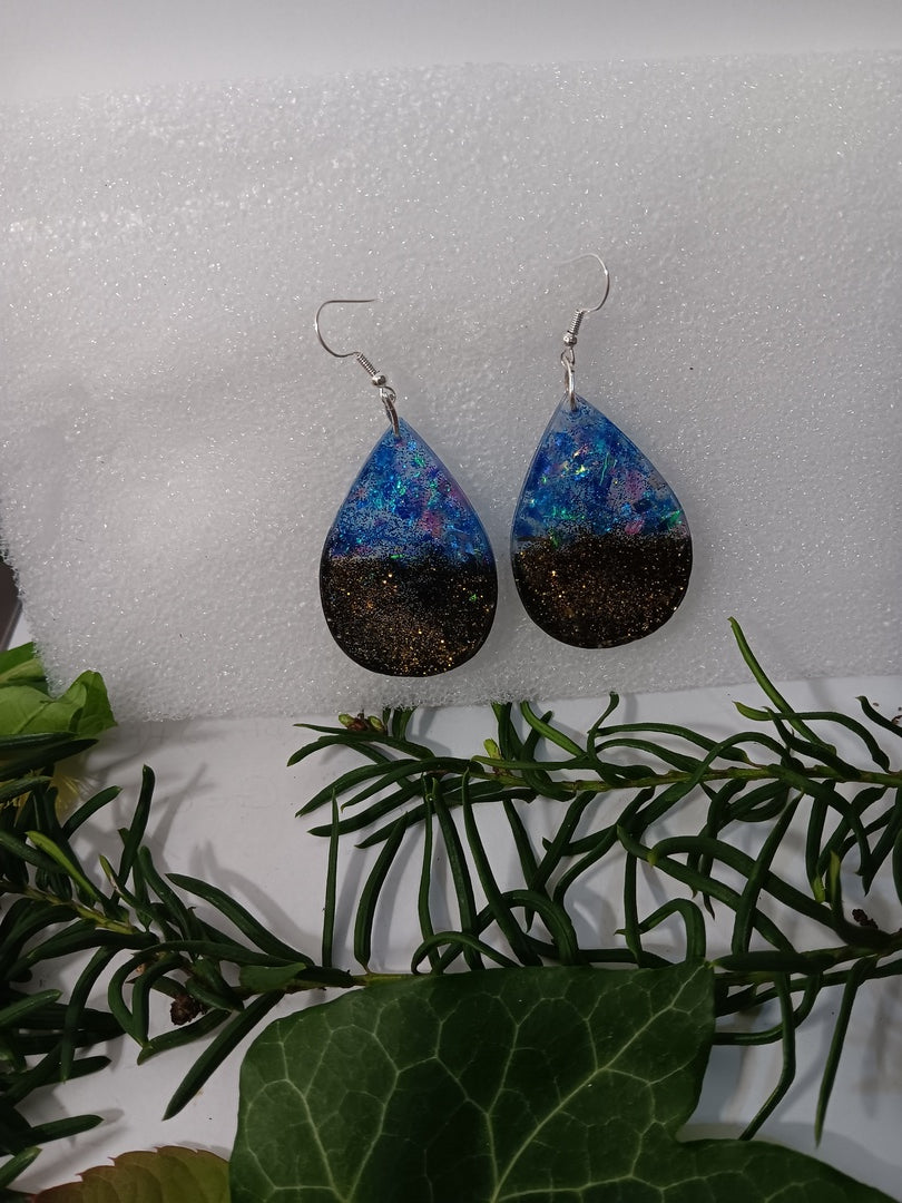 Handcrafted resin earrings for all occasions, handmade resin earrings for women, jewelry