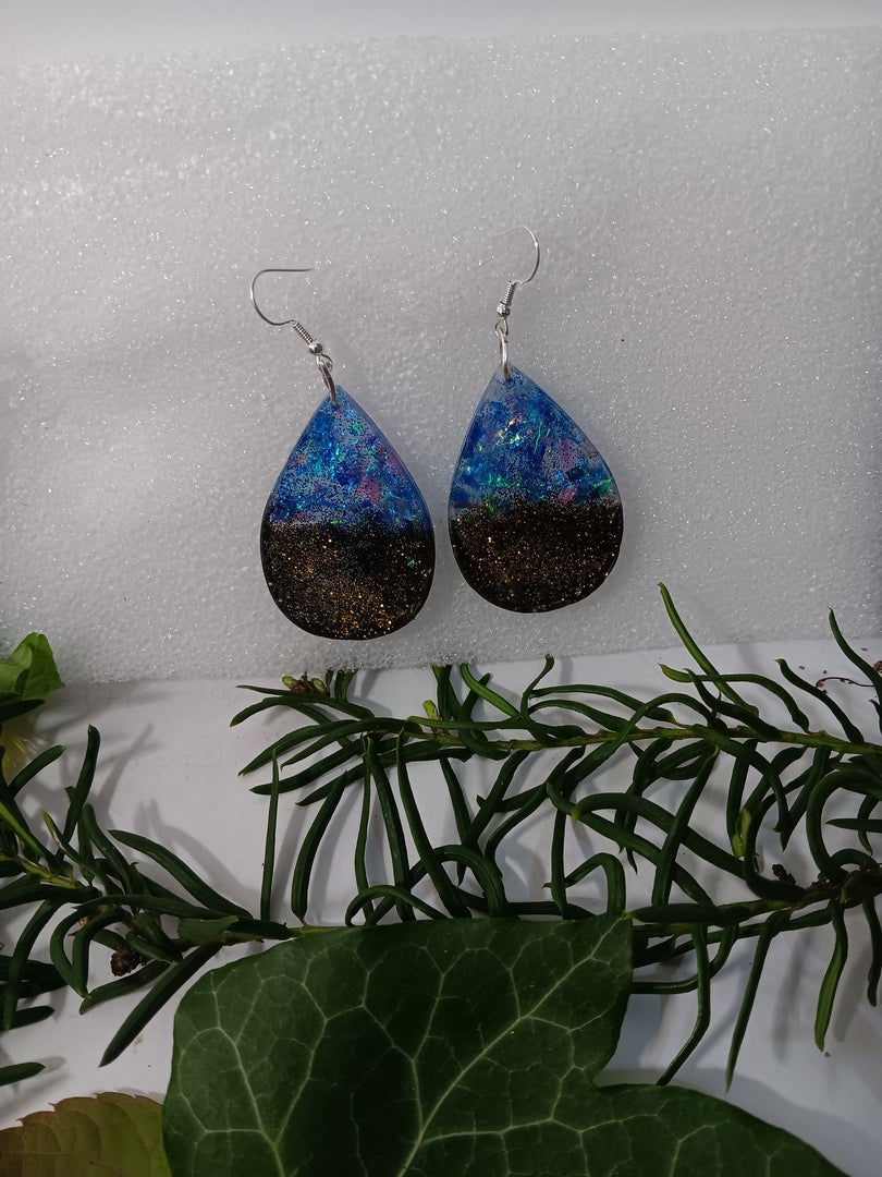 Handcrafted resin earrings for all occasions, handmade resin earrings for women, jewelry