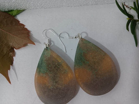 Handcrafted resin earrings for all occasions, handmade resin earrings for women, jewelry