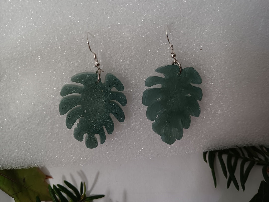 Handcrafted resin earrings for all occasions, handmade resin earrings for women, jewelry