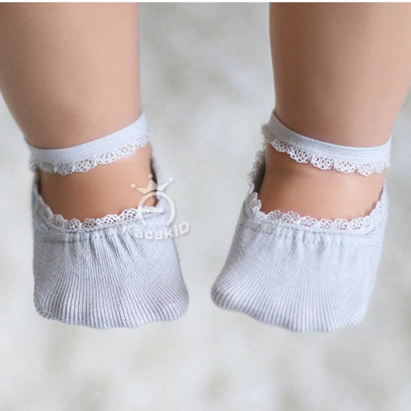 Girls' Shallow Lace Boat Socks