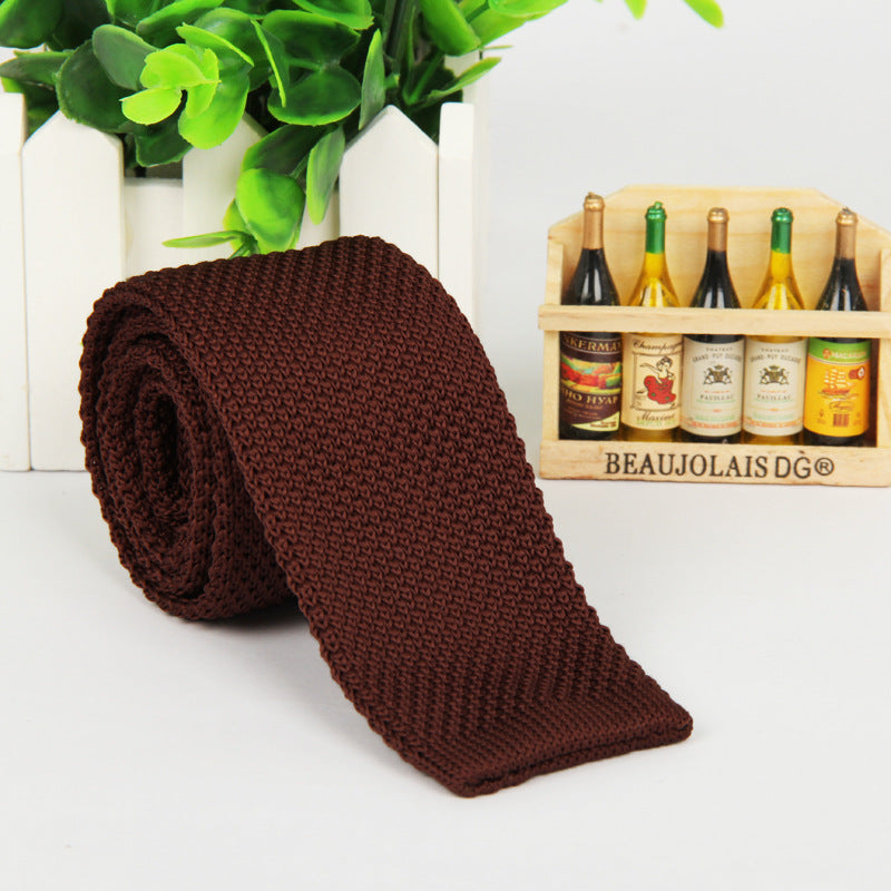 Solid-color knitted tie for men