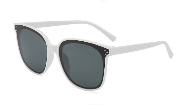 Uv Protective Sunglasses For Both Men And Women