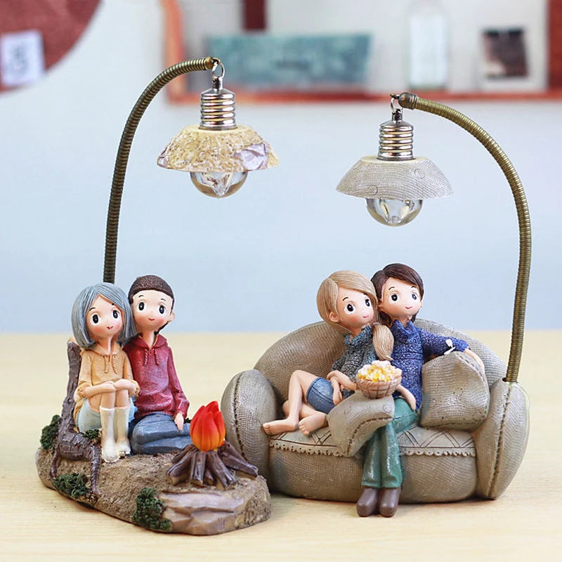 1PCS Couple Character Ornaments With LED Light Resin Crafts For Home Garden Decor Creative Boys And Girls Night Lamp