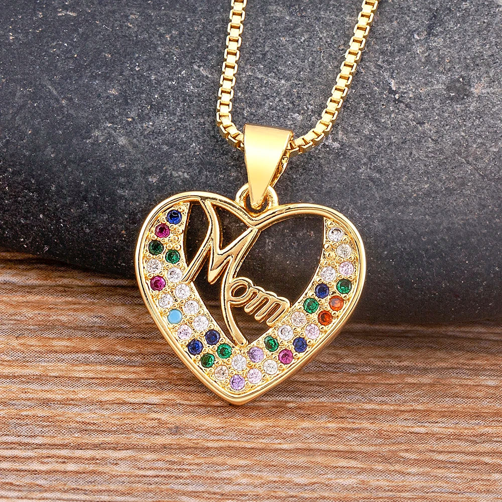 Classic Heart Shape Inlaid Mom Letter Rainbow Crystal Zircon Pendant Gold Plated Necklace Women Elegant Jewelry Exquisite Gift